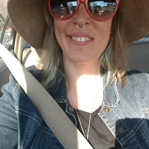 Meet your Posher, Alethea